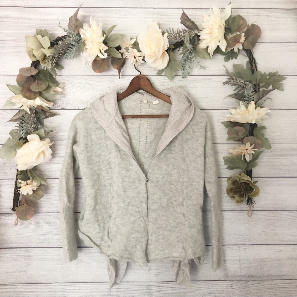 Anthro. Moth Light gray Hooded Sweater sz S ✨ - Picture 2 of 6